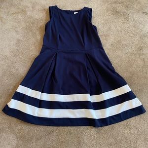 Like new women’s dress.